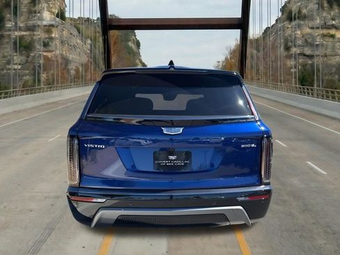 New 2026 Cadillac Vistiq Premium Luxury w/ LPO, Floor Liner Package AWD/4WD image 9