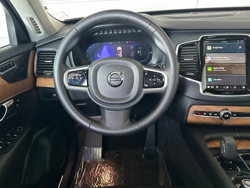 Used 2023 Volvo XC90 T8 Plus w/ Protection Package Premier image 16