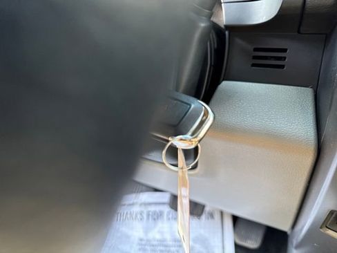 Used 2015 Ford F150 XLT w/ Equipment Group 302A Luxury image 27