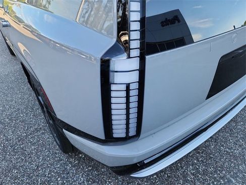 New 2026 Hyundai Ioniq 9 Limited image 7