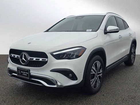 Used 2025 Mercedes-Benz GLA 250 4MATIC image 7
