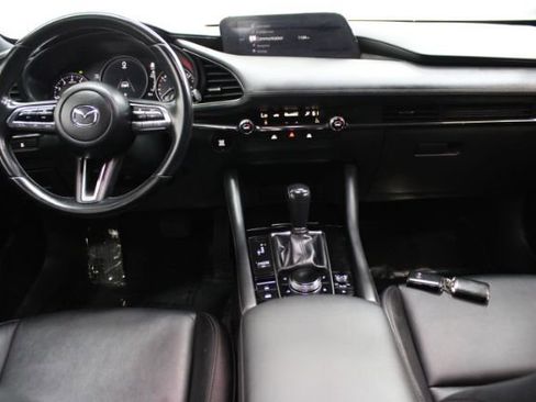 Used 2019 MAZDA MAZDA3 AWD Hatchback image 2