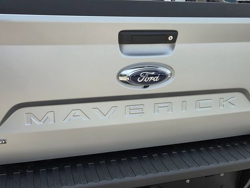 Used 2024 Ford Maverick Lariat FWD image 10