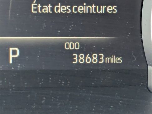 Used 2023 Toyota Highlander XLE image 32