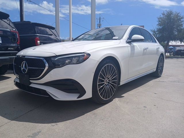 Used 2026 Mercedes-Benz E 350 Sedan image 3