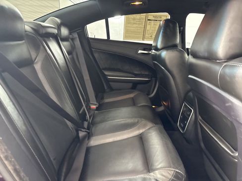 Used 2021 Dodge Charger SXT w/ Plus Group RWD image 25