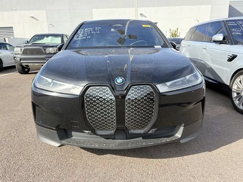 Used 2024 BMW iX xDrive50 AWD/4WD image 2