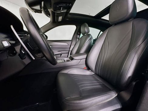 Used 2023 Maserati Grecale GT image 12