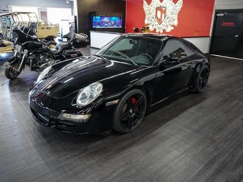 Used 2006 Porsche 911 Carrera S RWD image 2