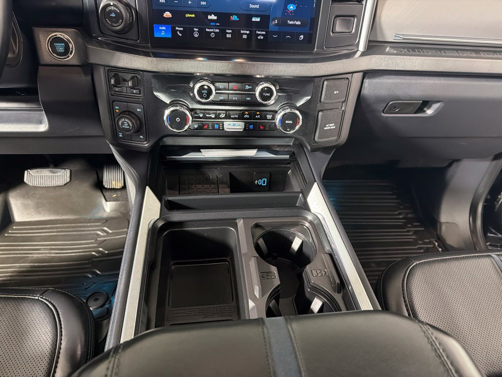 Used 2025 Ford F250 Platinum w/ Tremor Off-Road Package AWD/4WD image 16