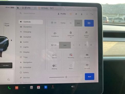 Used 2021 Tesla Model Y Long Range AWD/4WD image 21