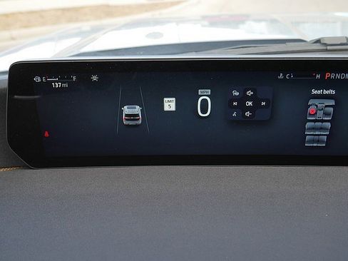 Used 2025 Ford Expedition Tremor image 29