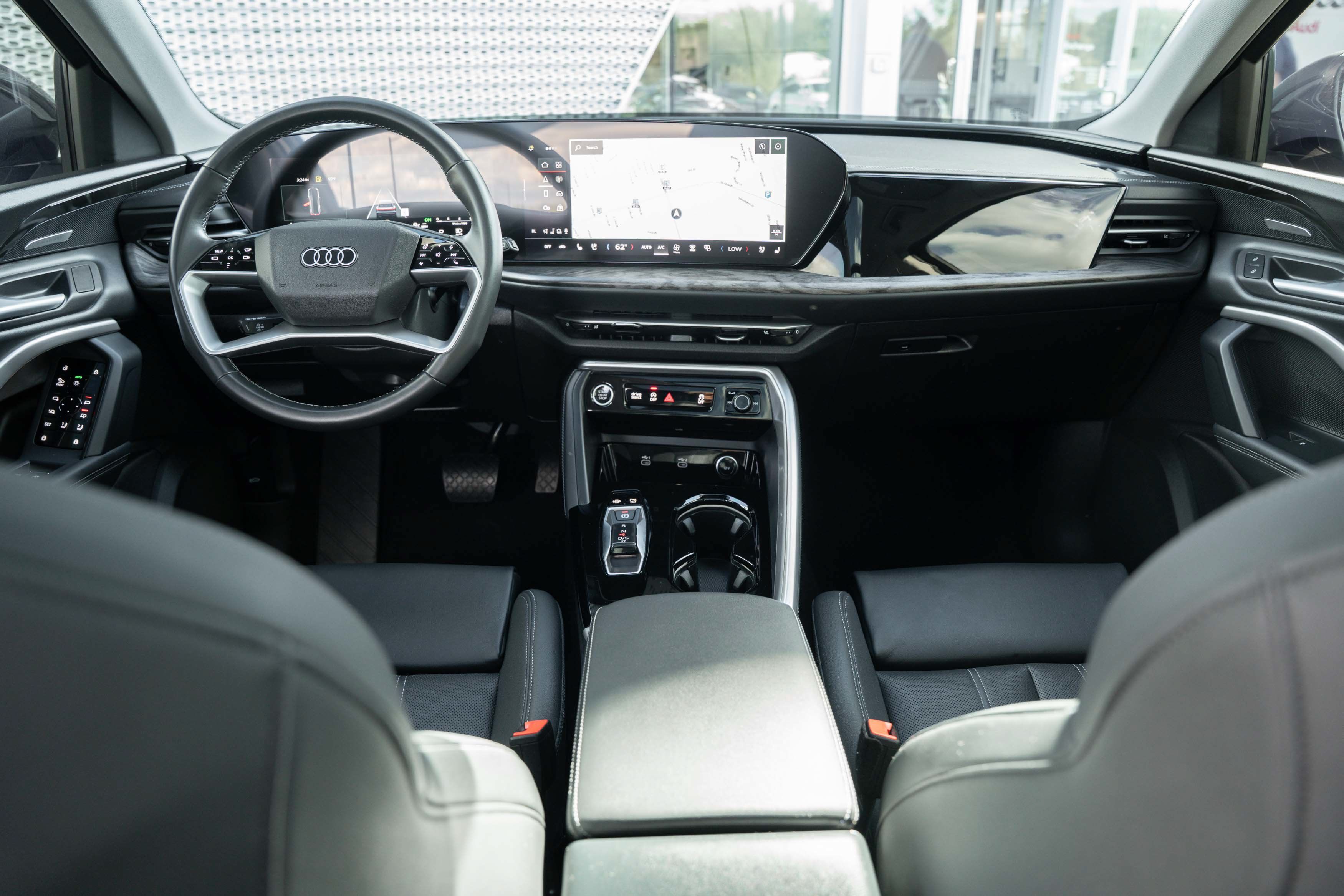 Certified 2025 Audi Q5 Premium w/ Premium Plus AWD/4WD image 8