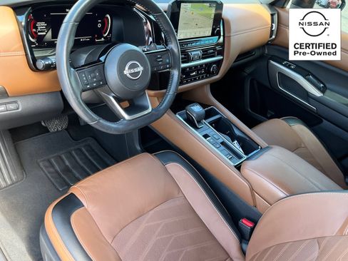Certified 2023 Nissan Pathfinder Platinum FWD image 16
