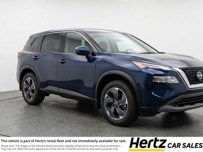 Used 2025 Nissan Rogue SV
