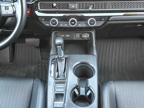 Used 2022 Honda Civic EX-L image 17