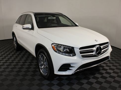 Used 2016 Mercedes-Benz GLC 300 4MATIC image 5