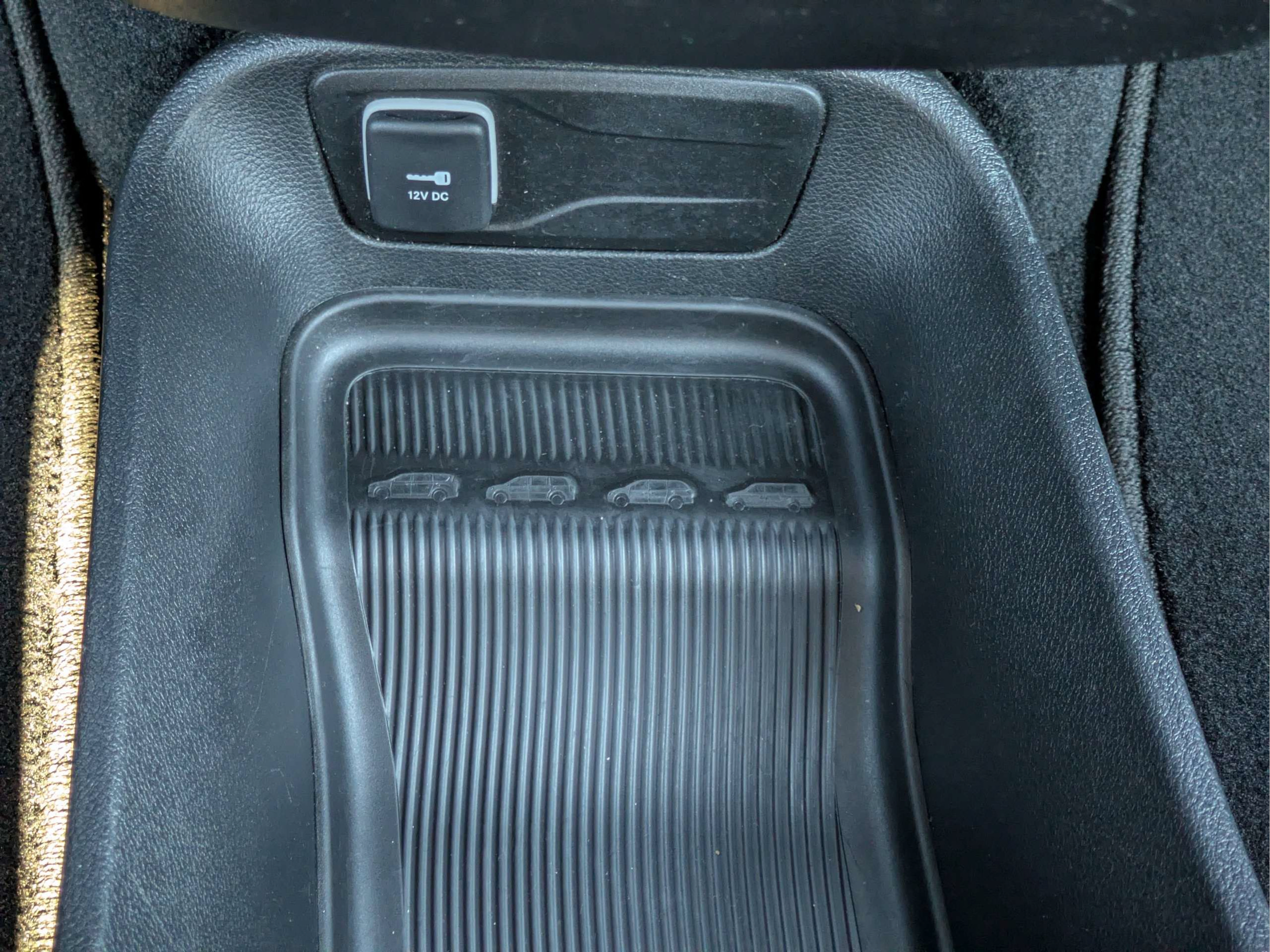 Used 2025 Chrysler Pacifica Select FWD image 20