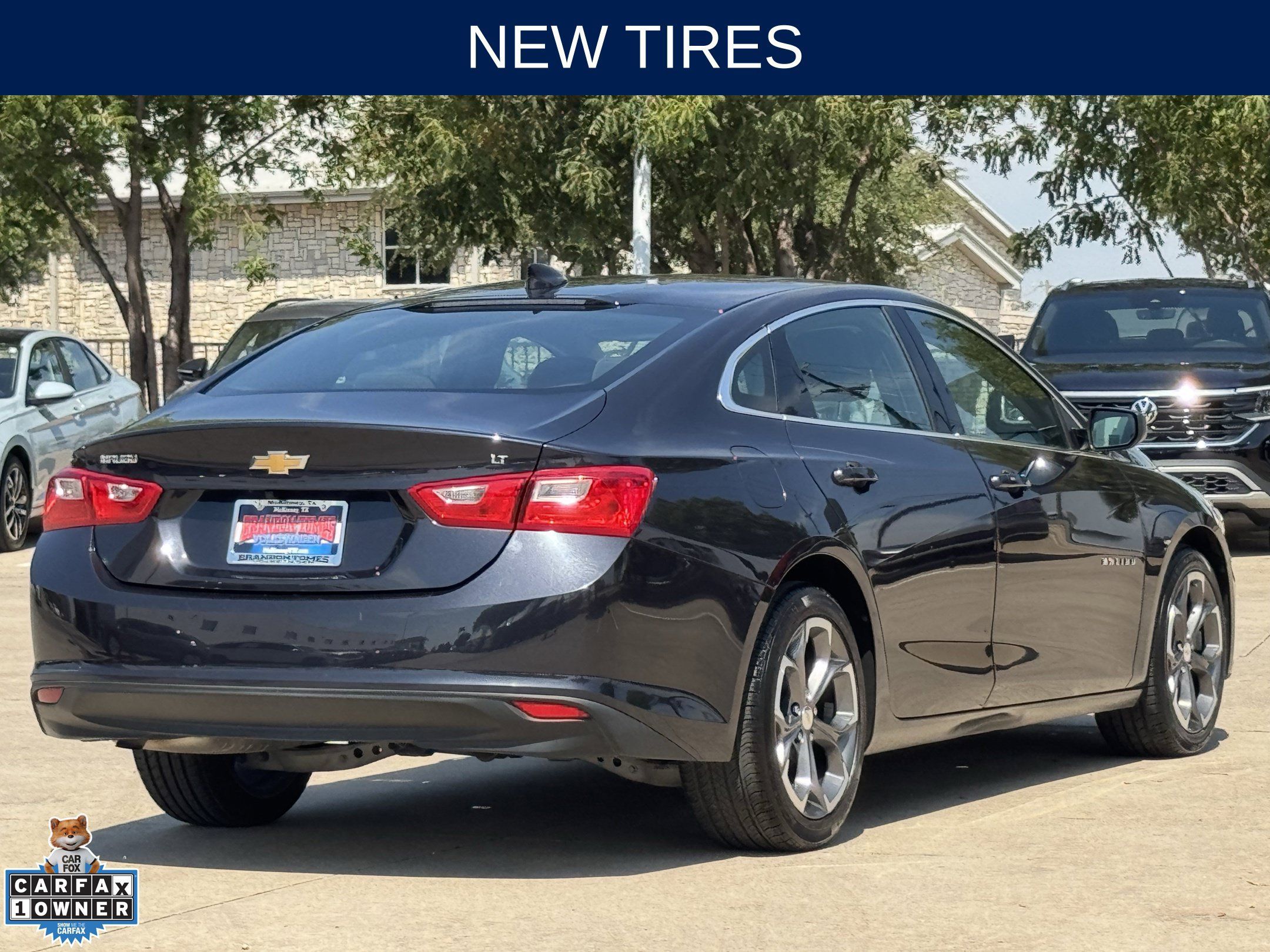 Used 2023 Chevrolet Malibu LT FWD image 3