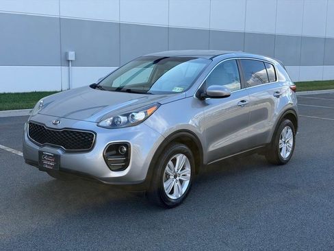 Used 2019 Kia Sportage LX AWD/4WD image 10