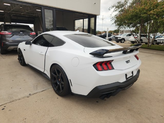 Used 2024 Ford Mustang GT Premium RWD image 4
