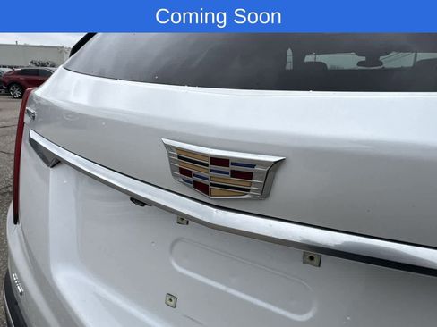 Used 2023 Cadillac XT5 Premium Luxury image 11