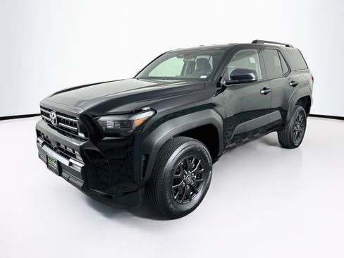 Used 2026 Toyota 4Runner SR5 AWD/4WD image 3