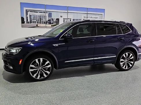 Used 2021 Volkswagen Tiguan SEL Premium R-Line AWD/4WD image 5