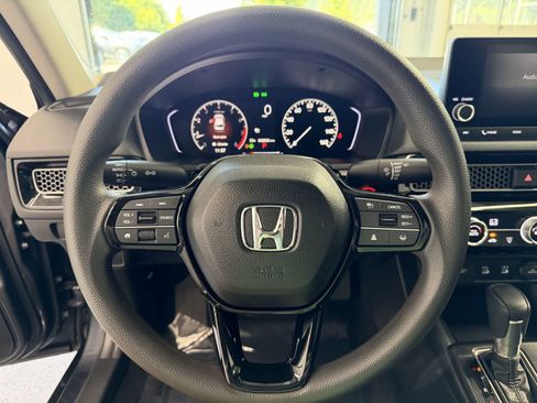 Used 2025 Honda Civic LX image 13