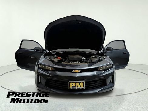 Used 2016 Chevrolet Camaro LT RWD image 12