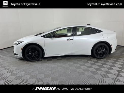 New 2026 Toyota Prius Plug-In Hybrid image 2