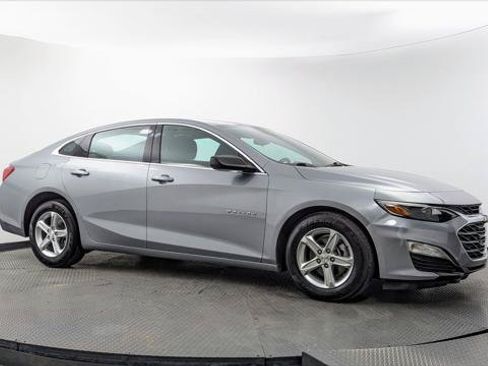 Used 2024 Chevrolet Malibu LS FWD image 11