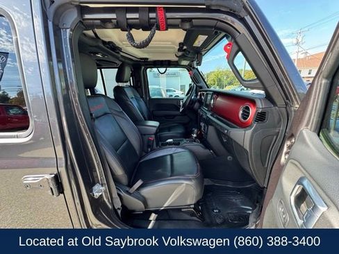 Used 2018 Jeep Wrangler Unlimited Rubicon image 25