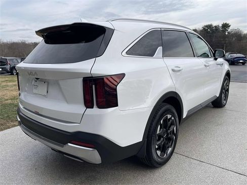 New 2026 Kia Sorento S image 5