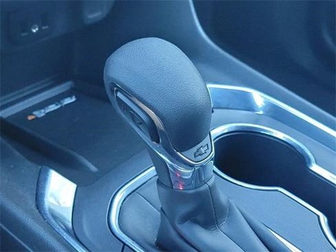 Certified 2023 Chevrolet Traverse LT image 29