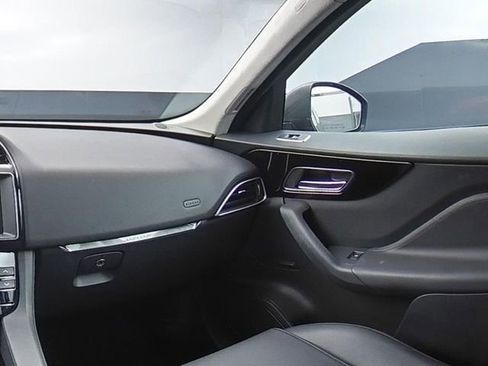 Used 2019 Jaguar F-PACE Premium AWD/4WD image 20