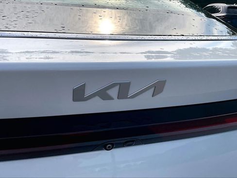 Used 2025 Kia K5 GT FWD image 32