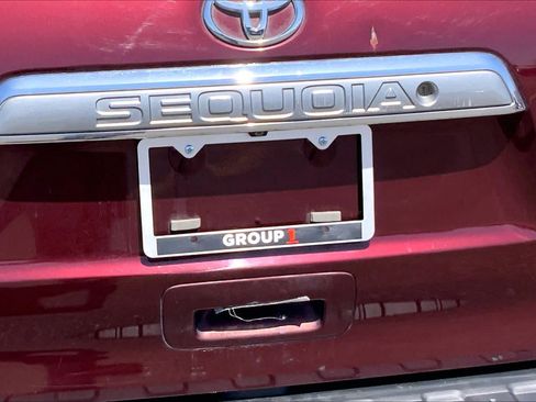 Used 2008 Toyota Sequoia Limited RWD image 30