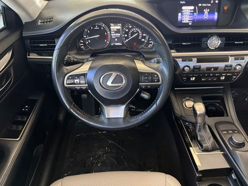 Used 2018 Lexus ES 350 w/ Accessory Package FWD image 15