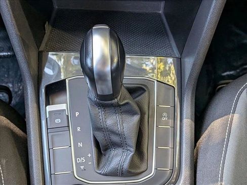 Used 2021 Volkswagen Tiguan S AWD/4WD image 12