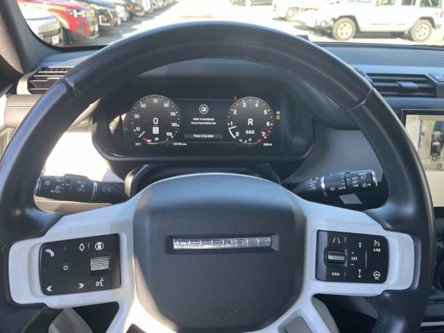Used 2025 Land Rover Defender 110 S AWD/4WD image 29