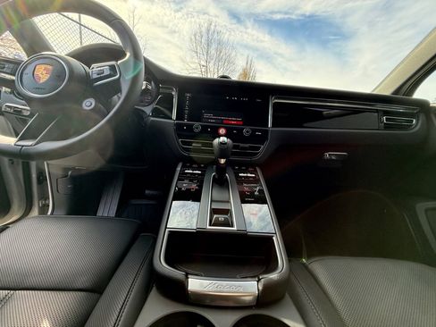 New 2026 Porsche Macan S image 16