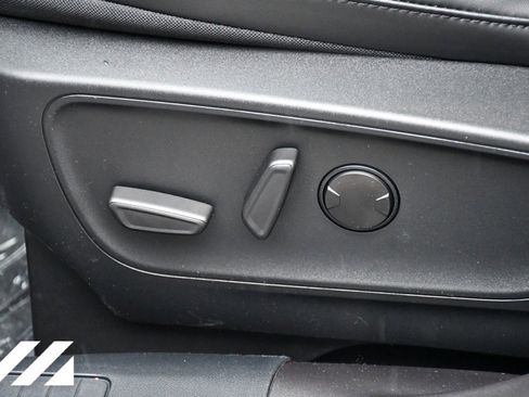 New 2024 Ford Escape Base image 28