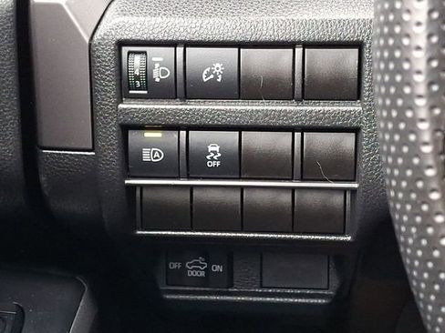 Certified 2025 Toyota Tacoma SR5 image 24