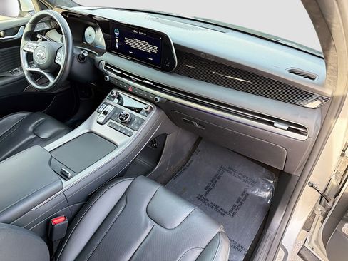 Used 2024 Hyundai Palisade Calligraphy image 15