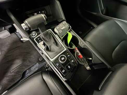 Used 2025 Kia Sportage EX FWD image 22