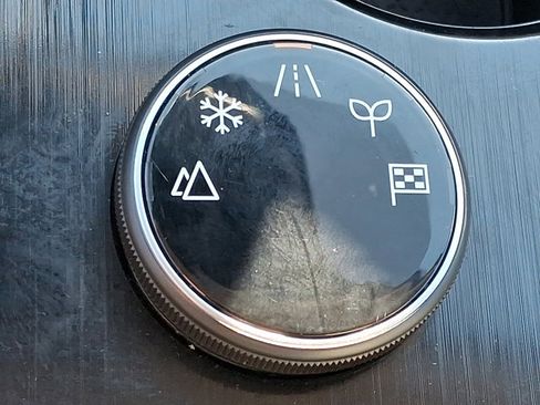 Used 2022 Nissan Rogue SV w/ SV Premium Package image 23