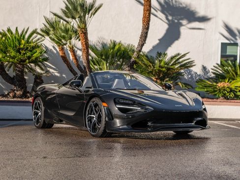 Used 2024 McLaren 750S image 26