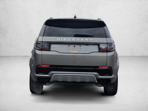 Used 2025 Land Rover Discovery Sport S image 7