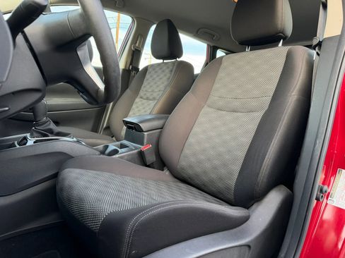 Used 2017 Nissan Rogue Sport SV image 10